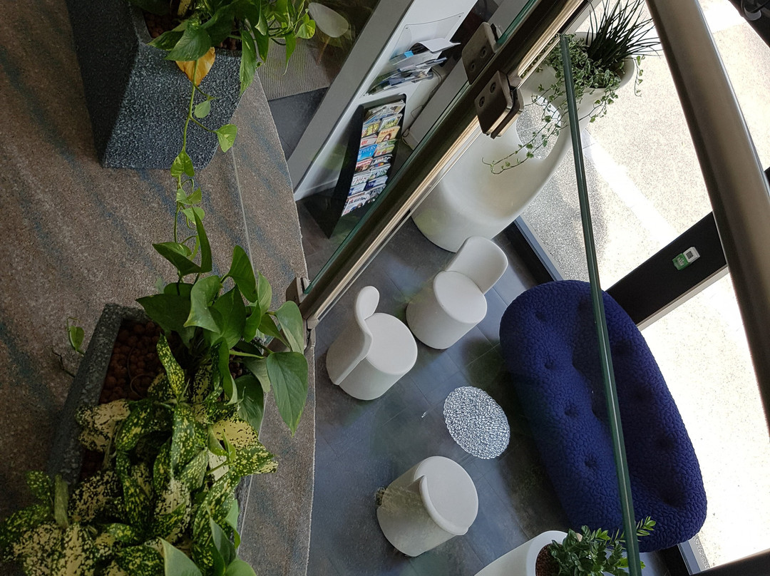 四季康比尼酒店主图