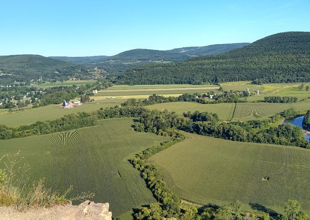 Vroman's Nose Hiking Trail景点图片