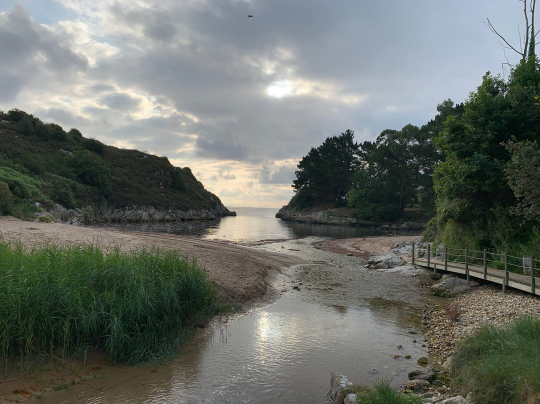 Playa La Huelga-Villahormes必去景点