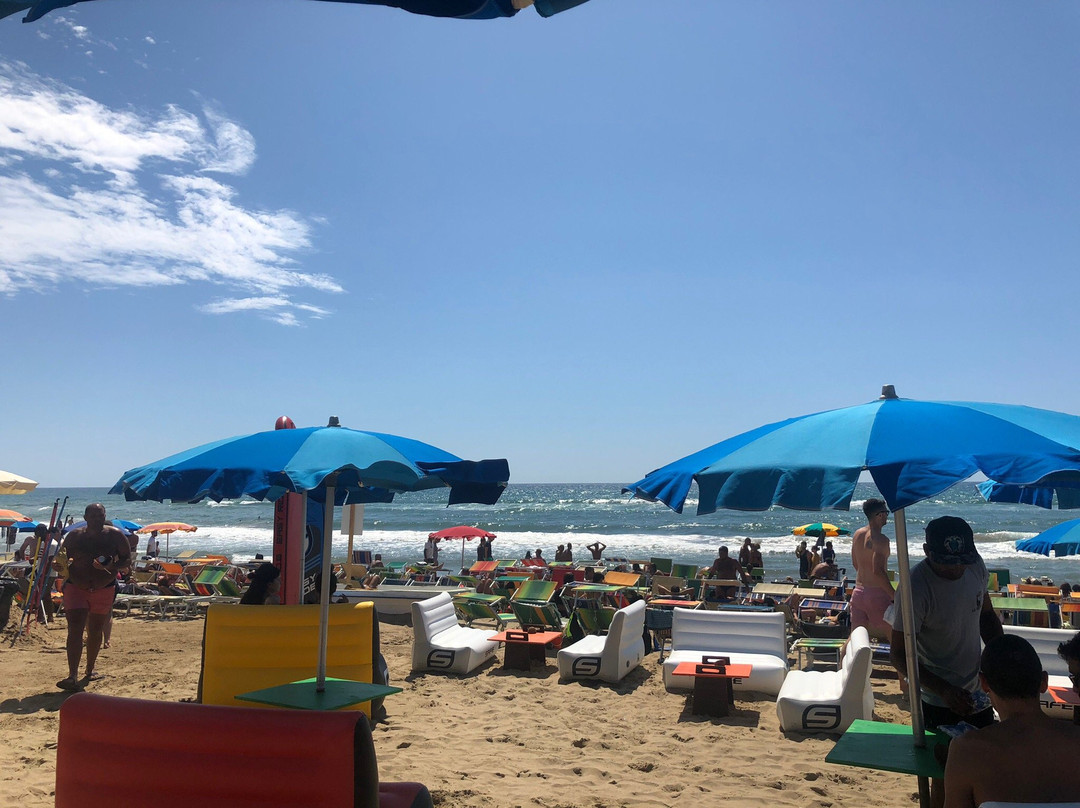 Bounty Beach Sabaudia景点图片