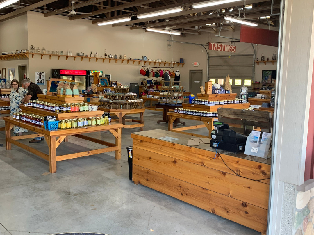 Reender's Blueberry Farm-West Olive必去景点