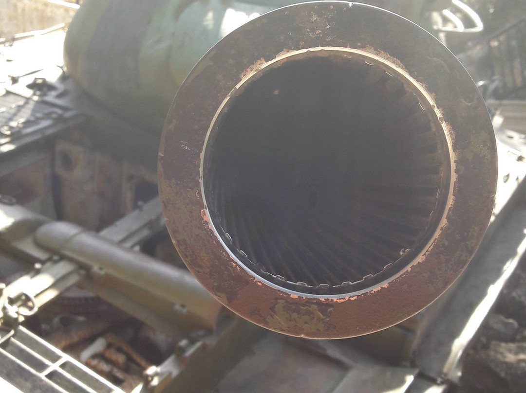 Mountain Memorial Tank-克利尼亚必去景点