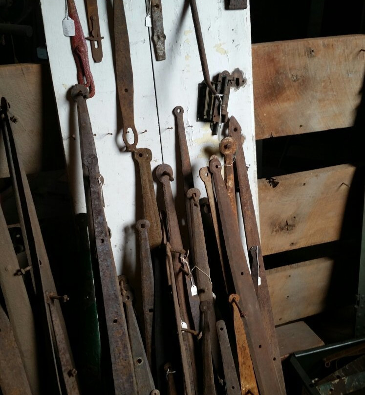Royal Port Antiques景点图片