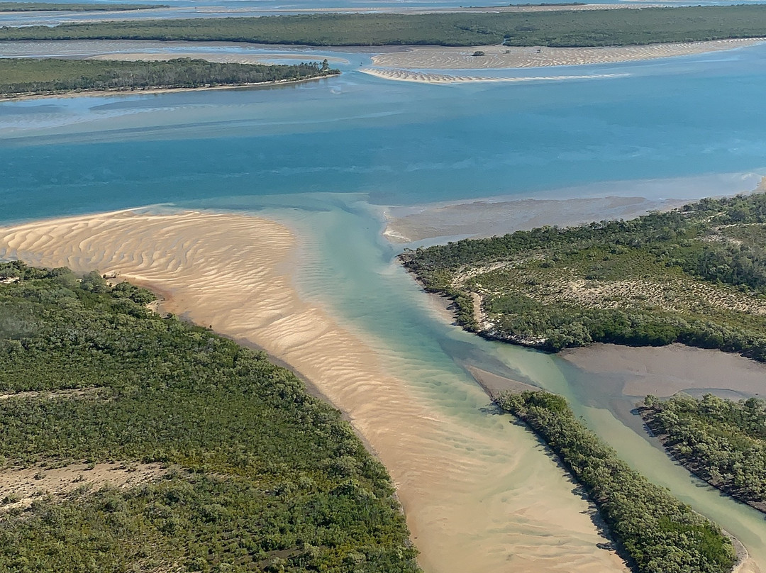 Rainbow Beach Helicopters景点图片