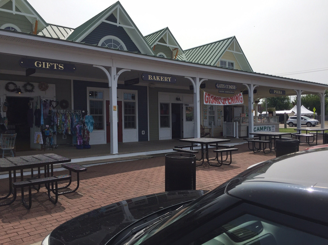 Dunkirk Boardwalk Market景点图片