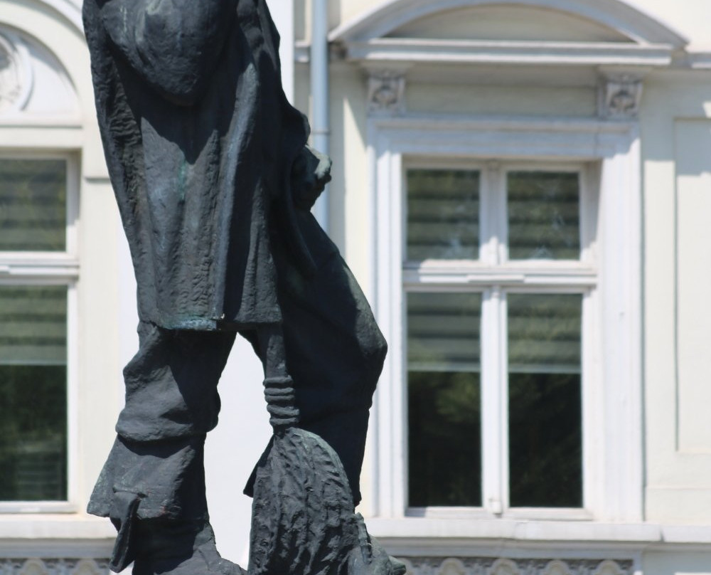 Monument To Fisherman-克莱佩达必去景点