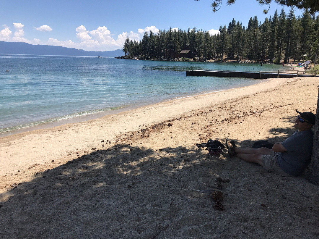 Meeks Bay Beach景点图片