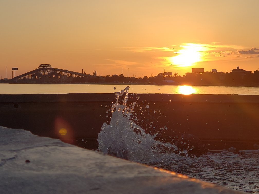 Veteran's Memorial Park-莱克查尔斯必去景点