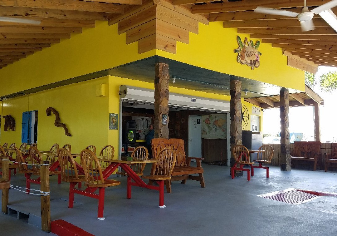 Camaleon bar and grill