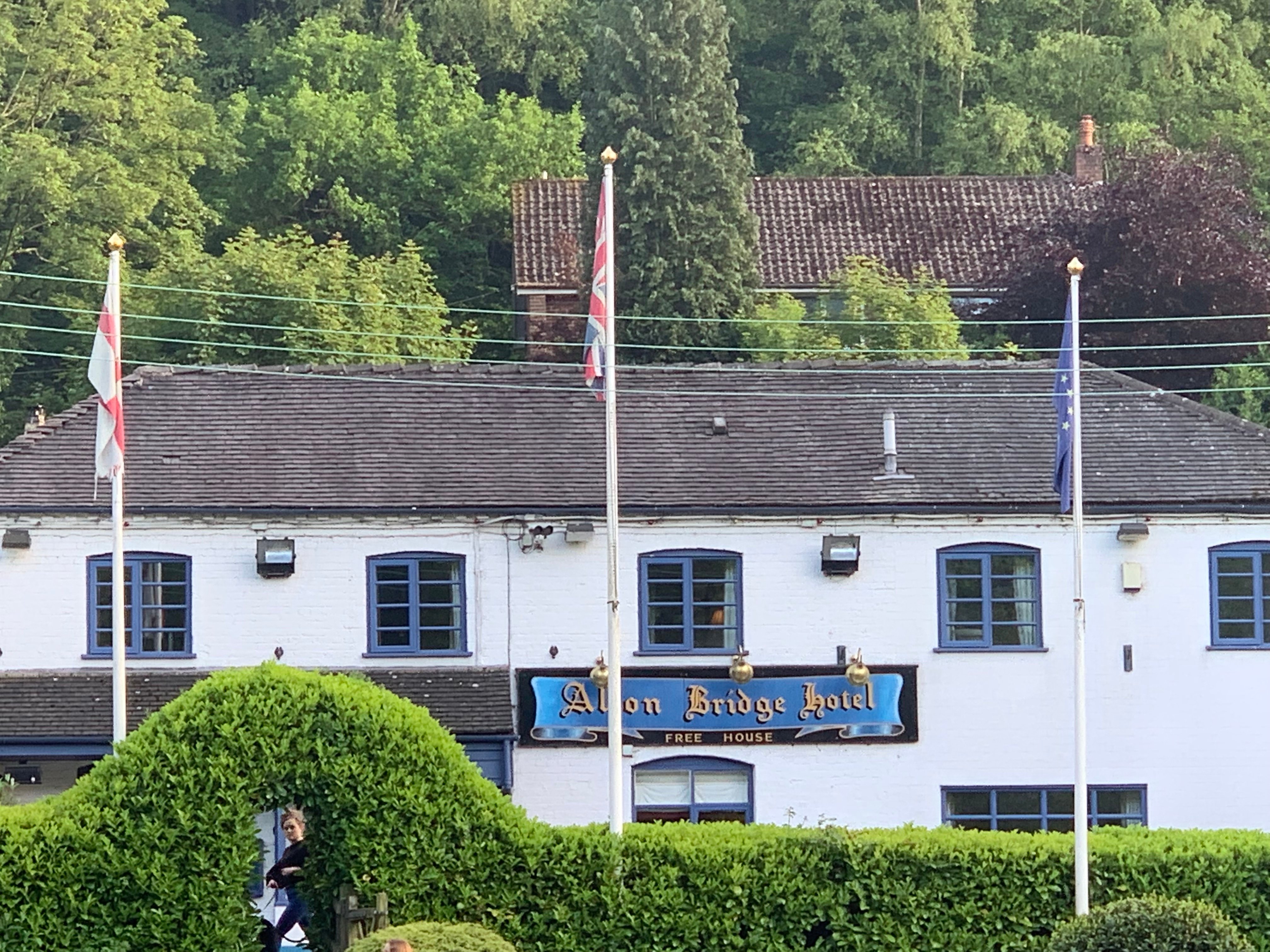 The Bridge House Hotel-浴室