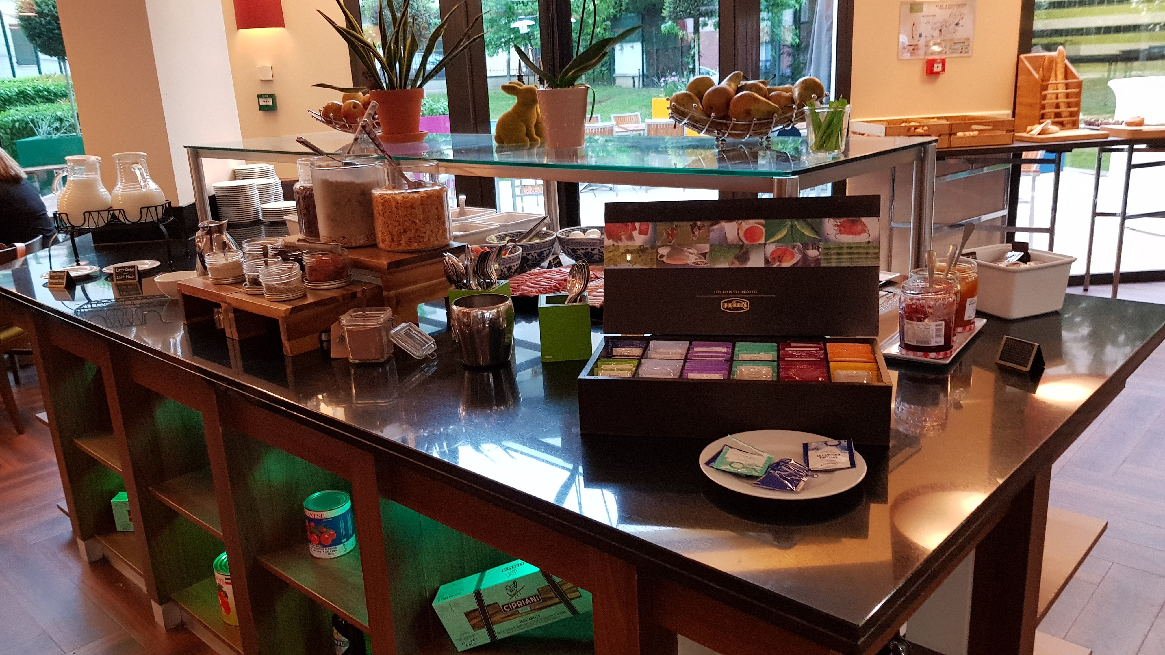 Courtyard by Marriott Paris Saint Denis-餐饮
