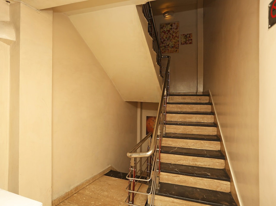 OYO 1807 Hotel Platinum Inn主图