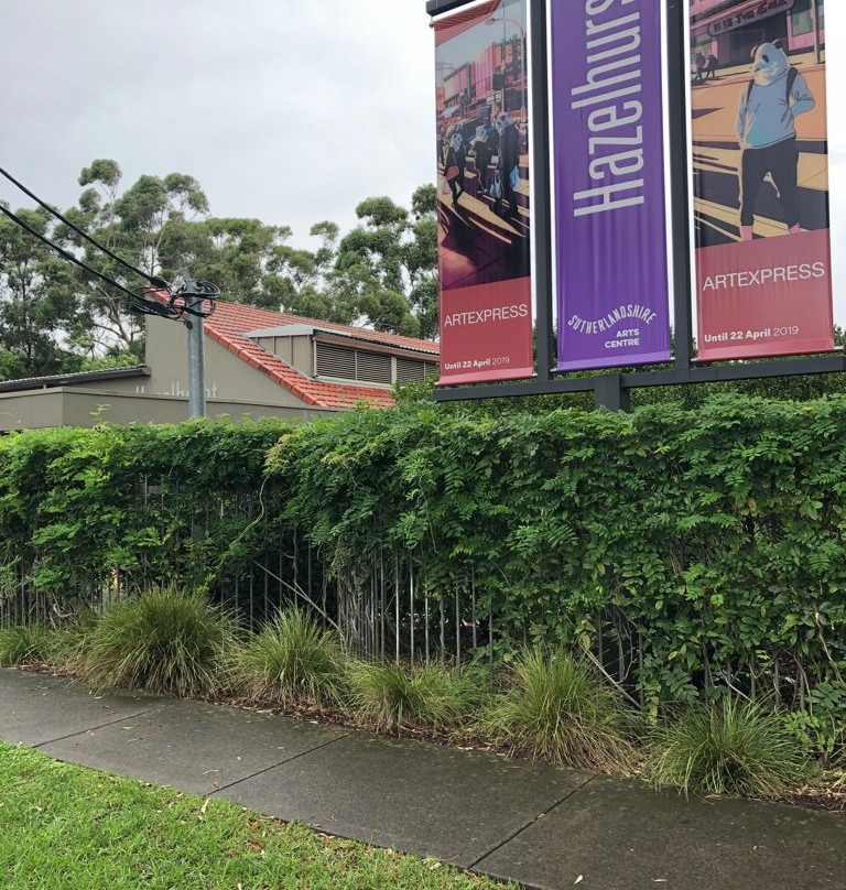 Hazelhurst Arts Centre景点图片