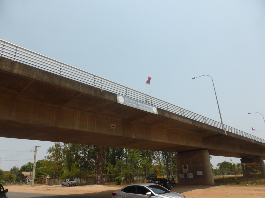Thai-Lao Friendship Bridge景点图片
