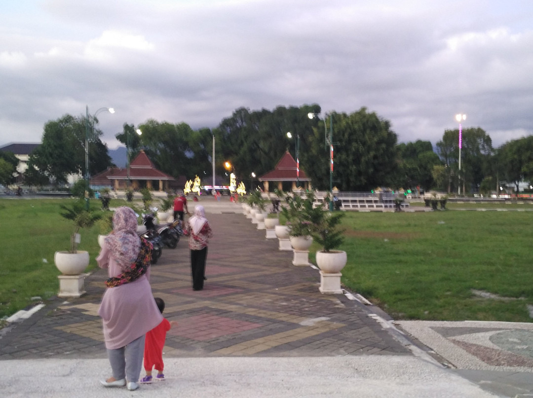 Banjarnegara Square景点图片