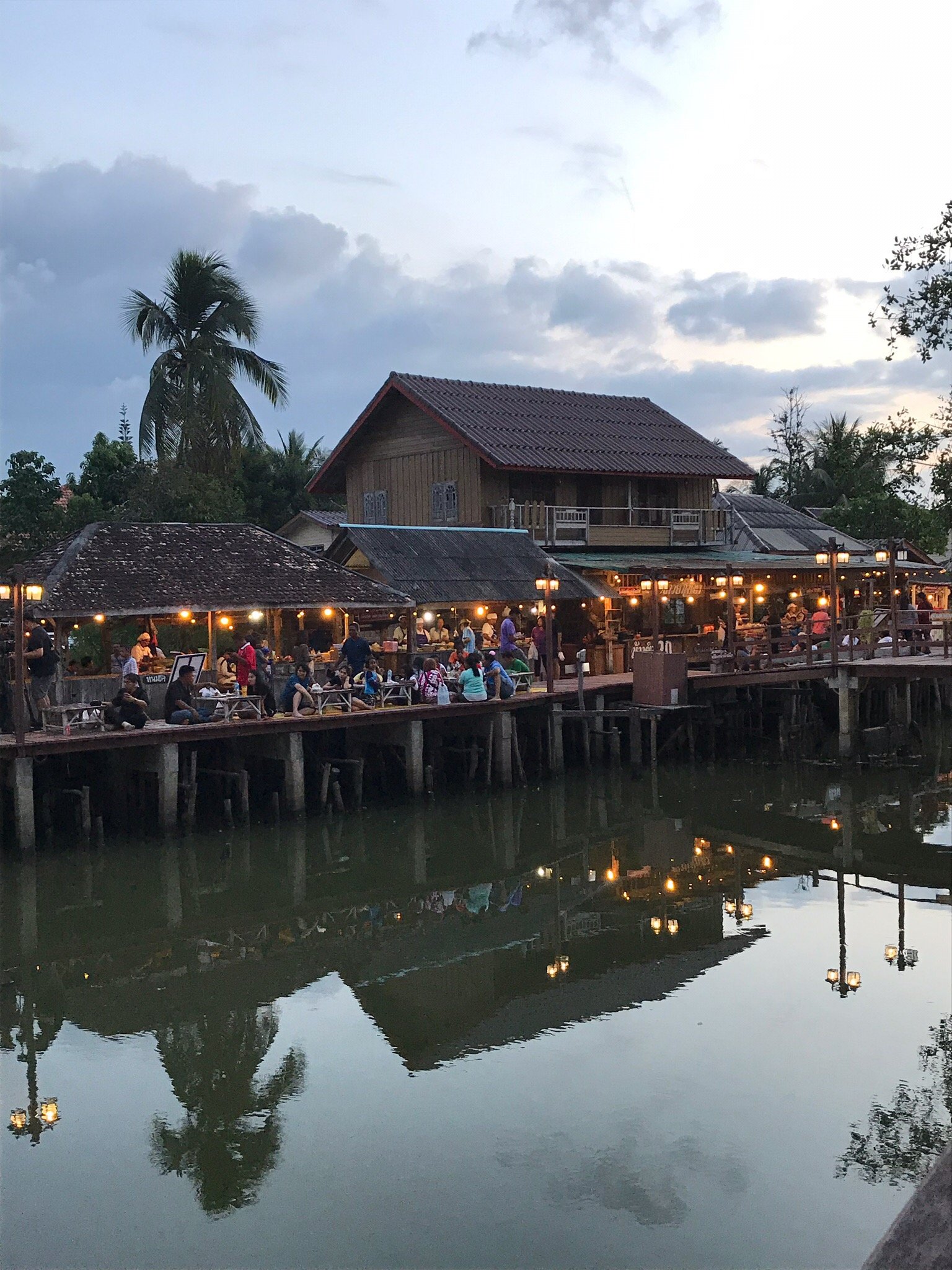 Baan Lee Bungalows-官方