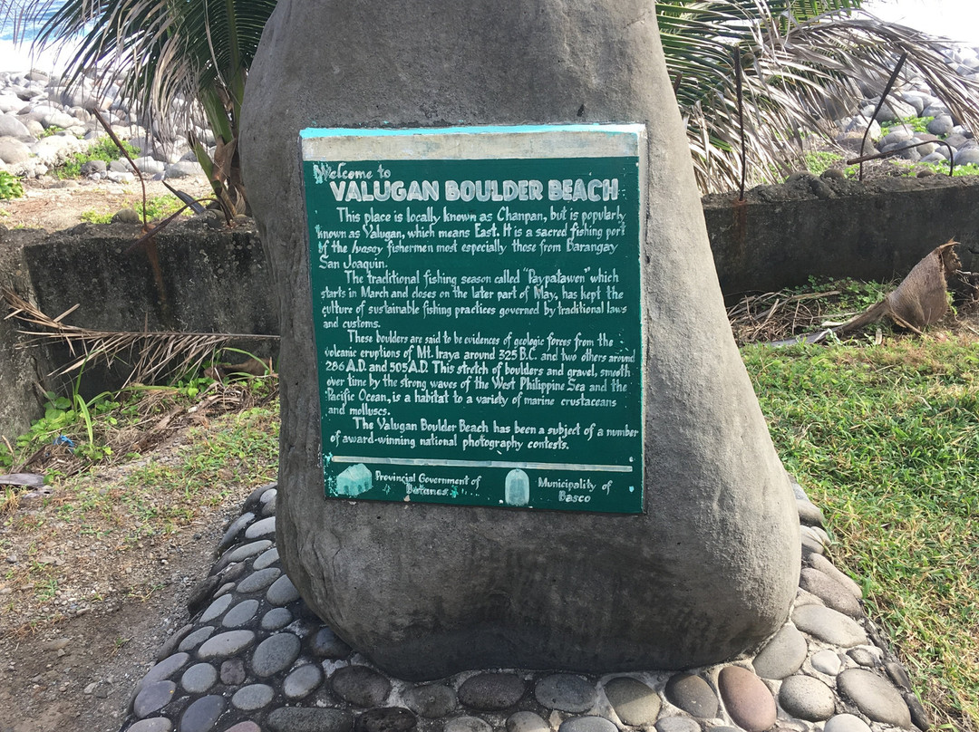 Valugan Beach-Basco必去景点