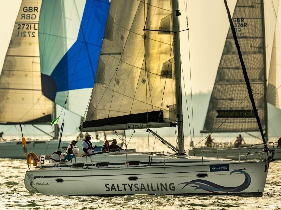 Salty - Sailing and Powerboat Experiences-考兹必去景点