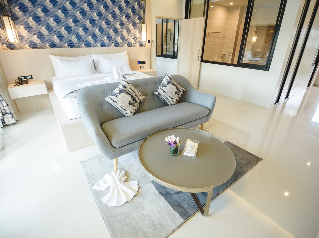 Phuengluang Riverside Hotel Chanthaburi主图