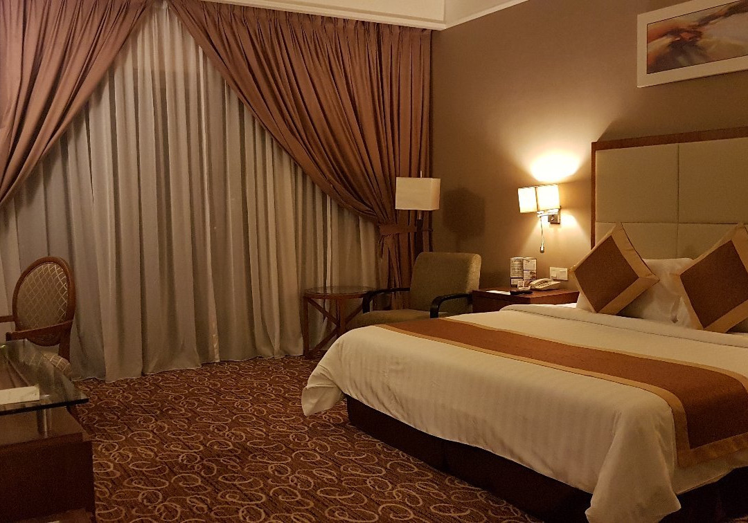 汝来温泉度假酒店主图