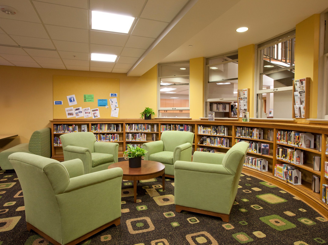 Dwight Foster Public Library-Fort Atkinson必去景点