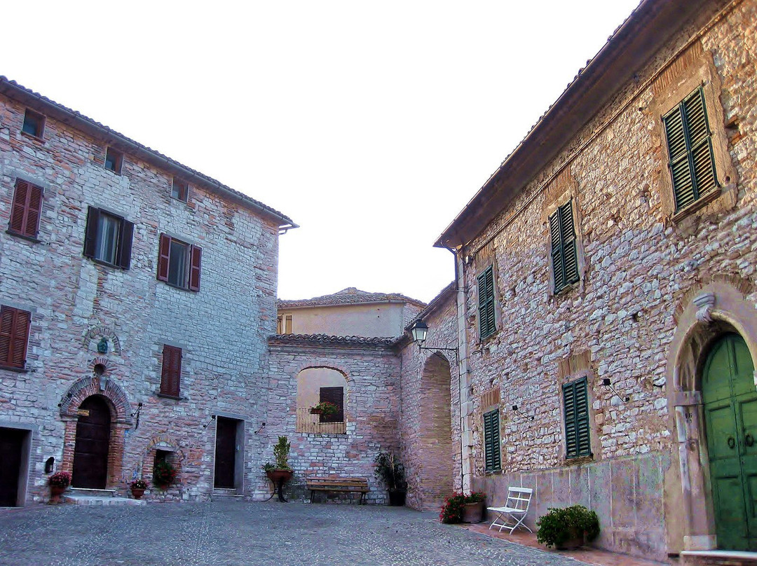 Palazzo di Arcevia旅游景点-Castello di Palazzo