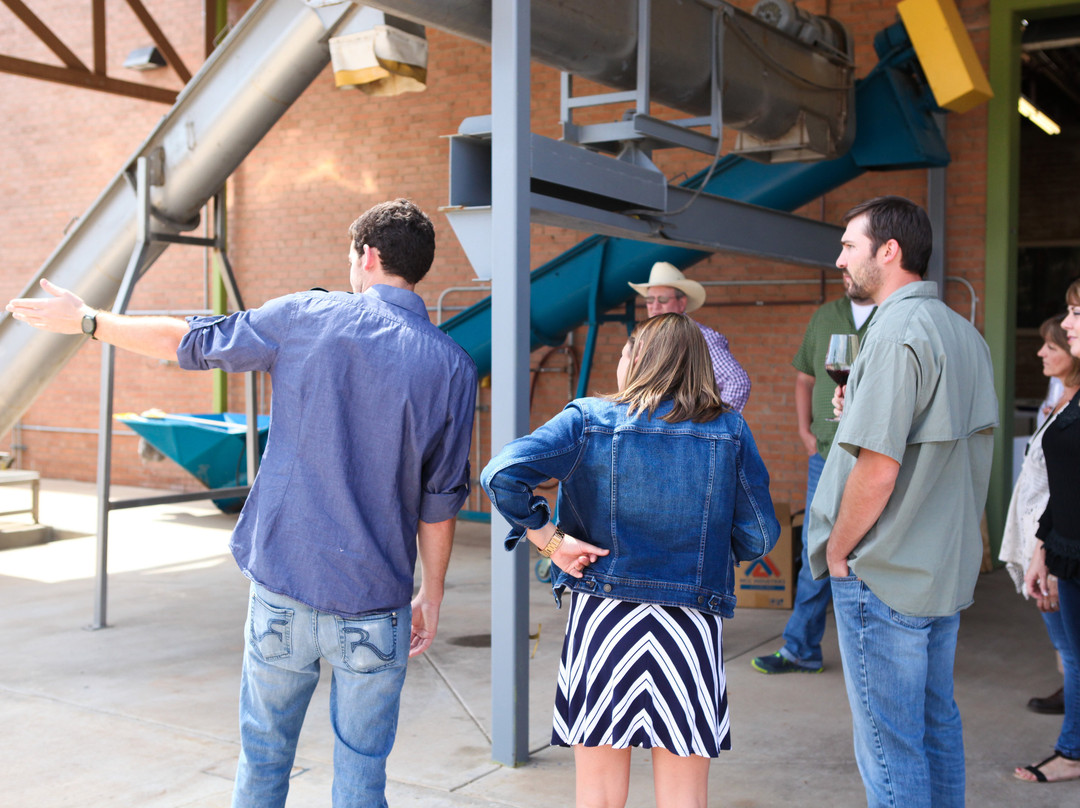 McPherson Cellars Winery-拉伯克县必去景点