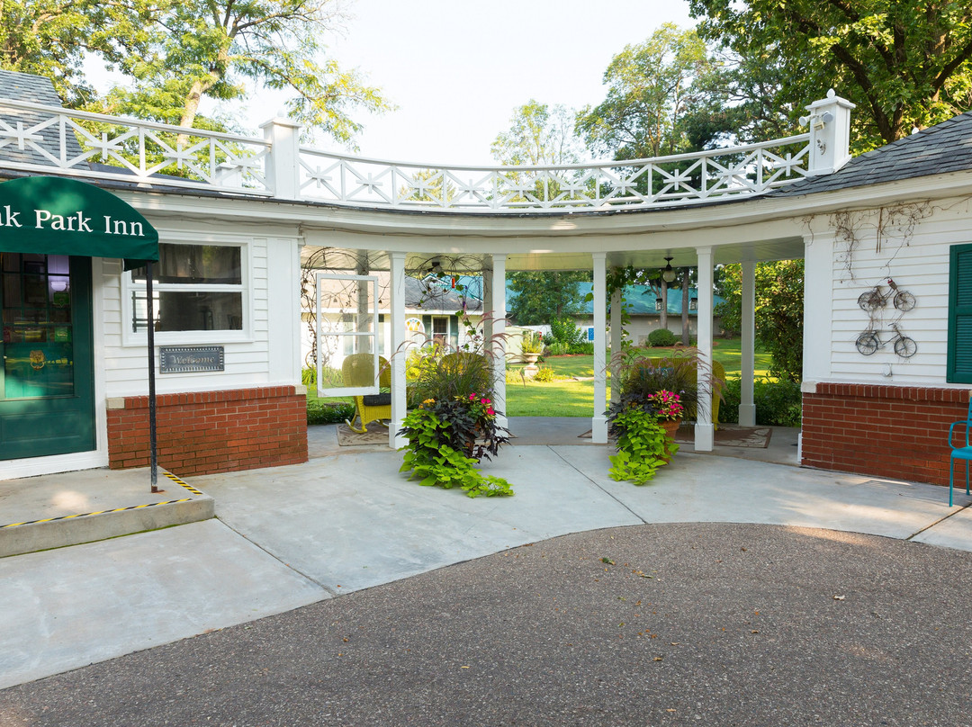 Oak Park Inn主图