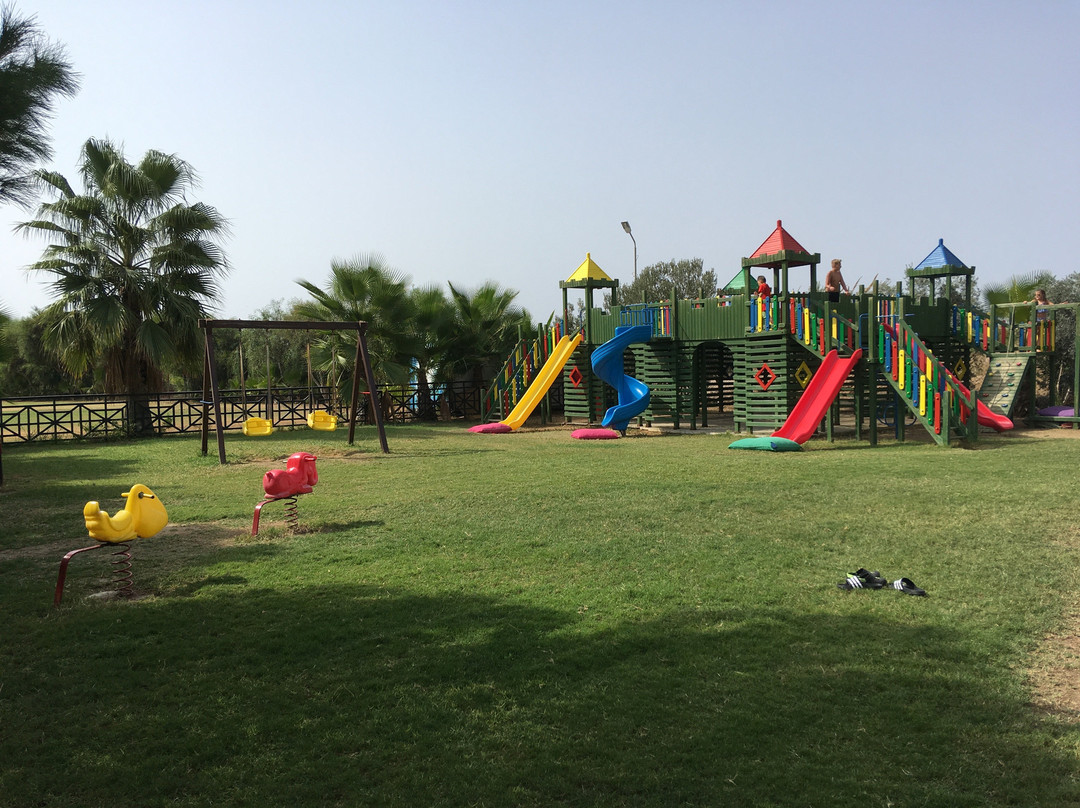 Seaden Sea World Resort & Spa主图