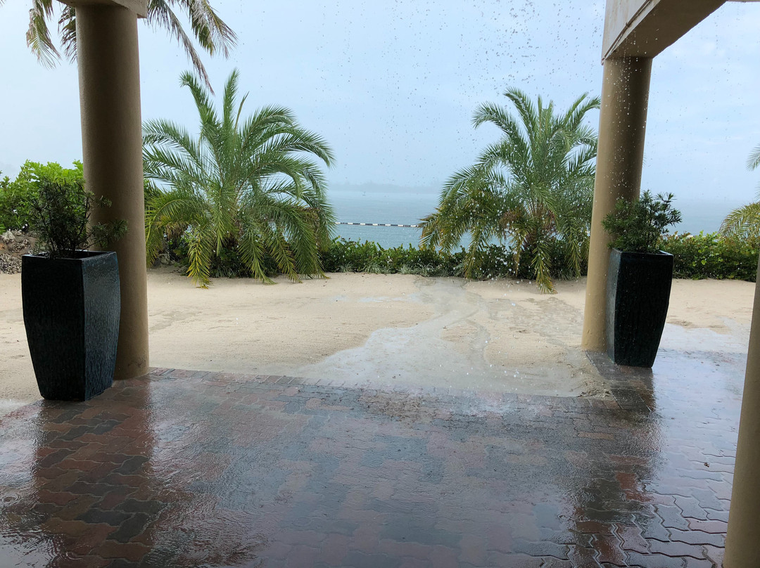 码头屋Spa度假酒店主图