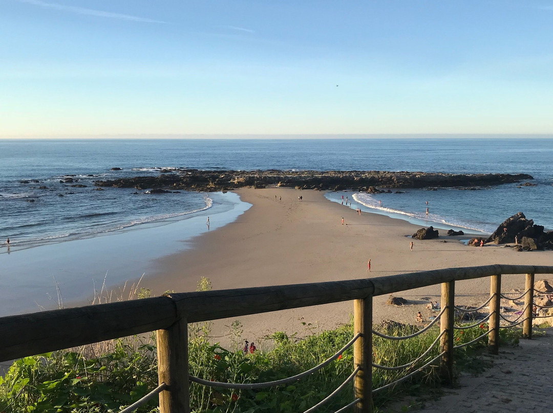 Playa de Amió景点图片