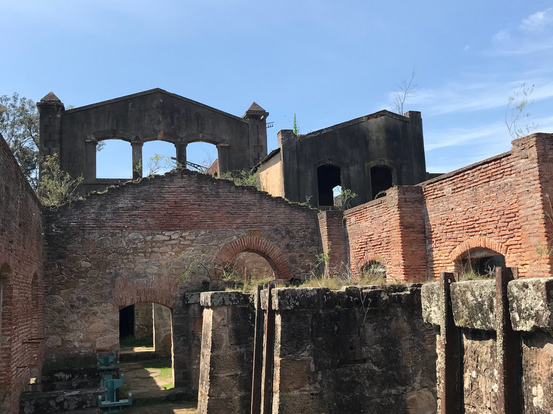 Ruínas Usina Cuñapirú-Minas de Corrales必去景点