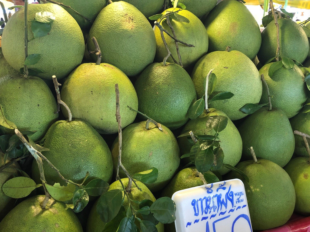Salaya Market-菩塔蒙通必去景点