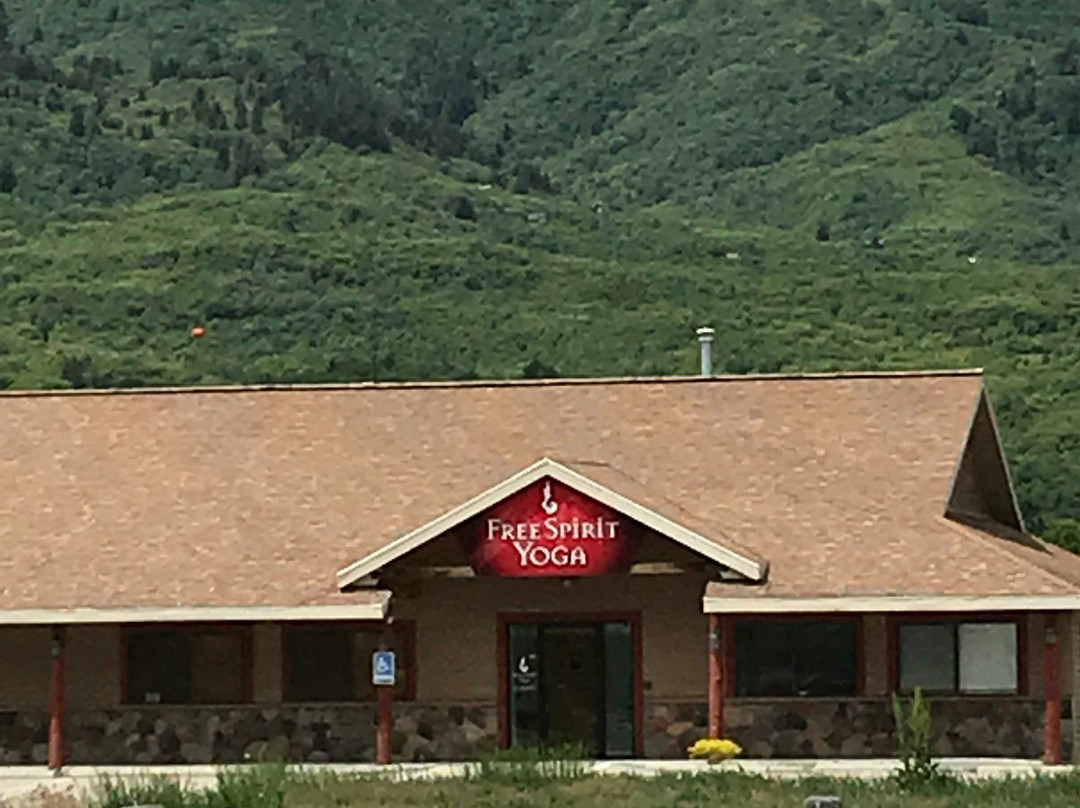 Free Spirit Holistic Mountain Spa & Yoga-Eden必去景点