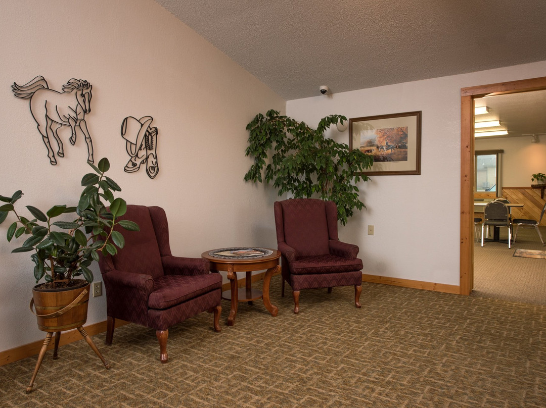 Crossroads Inn主图