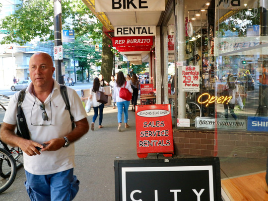 Simon's Bike Shop-温哥华必去景点