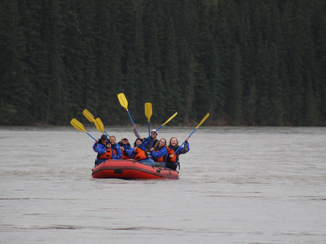 Hinton Rafting Adventures-兴顿必去景点