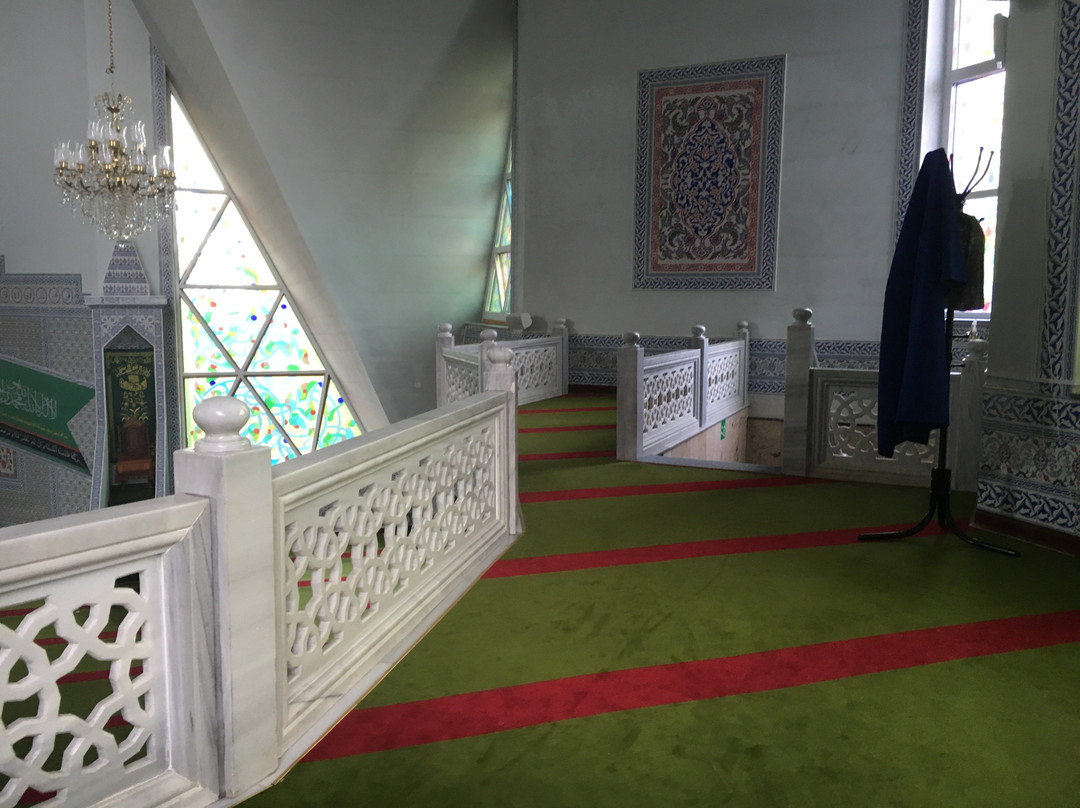 Lyalya Tyulpan Mosque-乌法必去景点