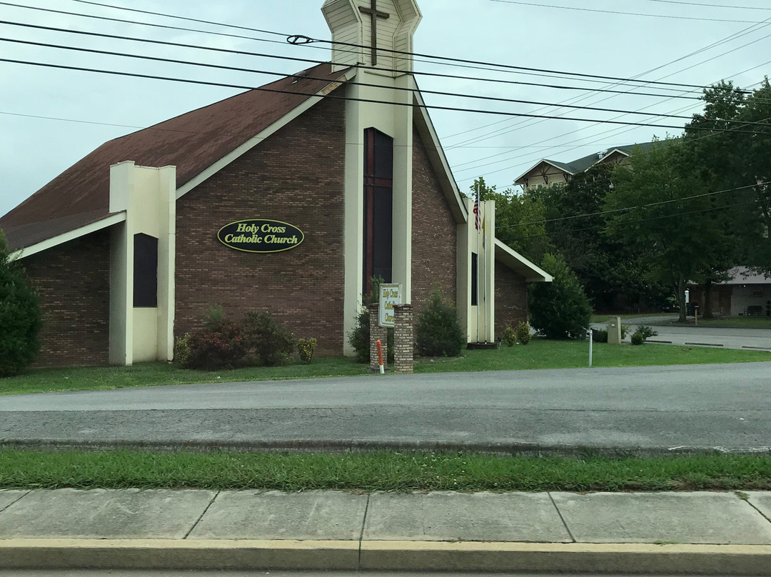 Holy Cross Catholic Church-皮金福奇必去景点