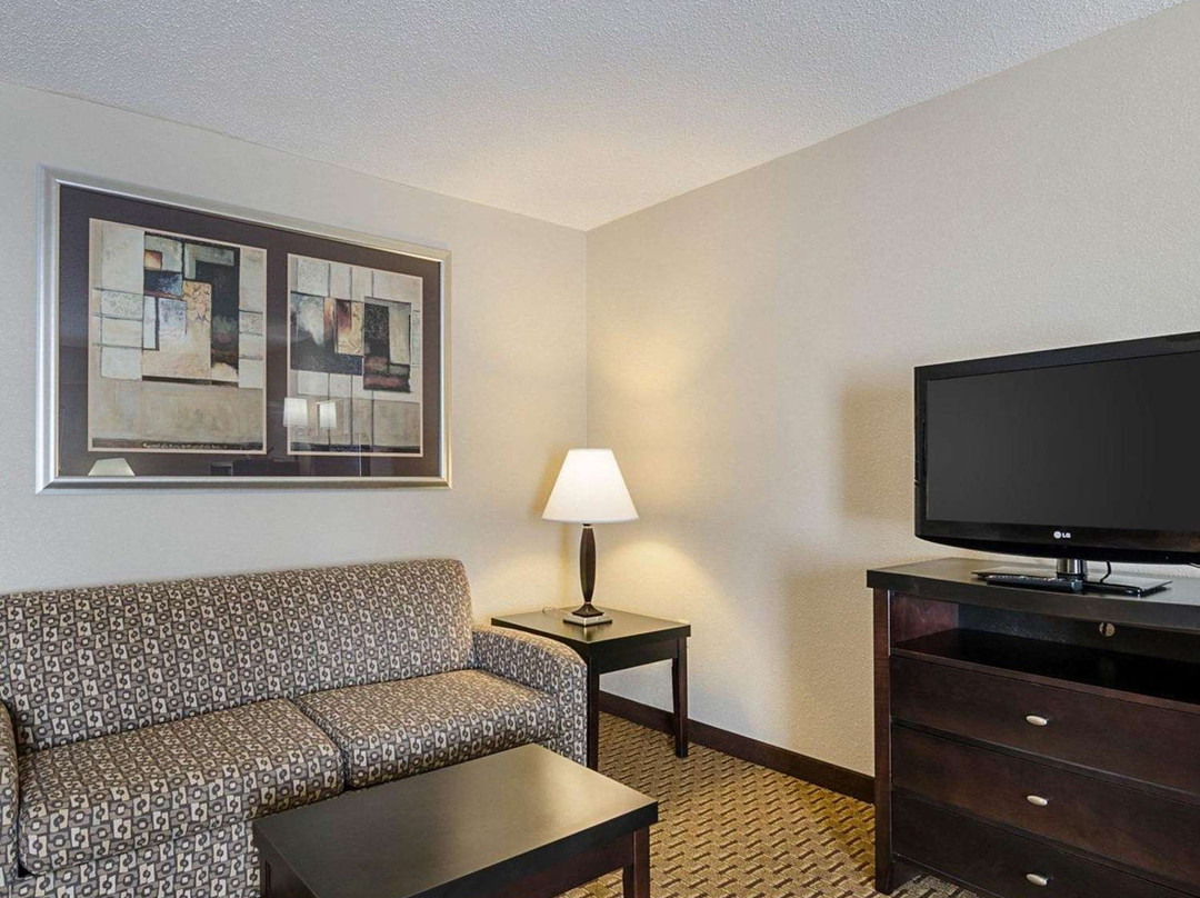 Quality Inn Troutville主图