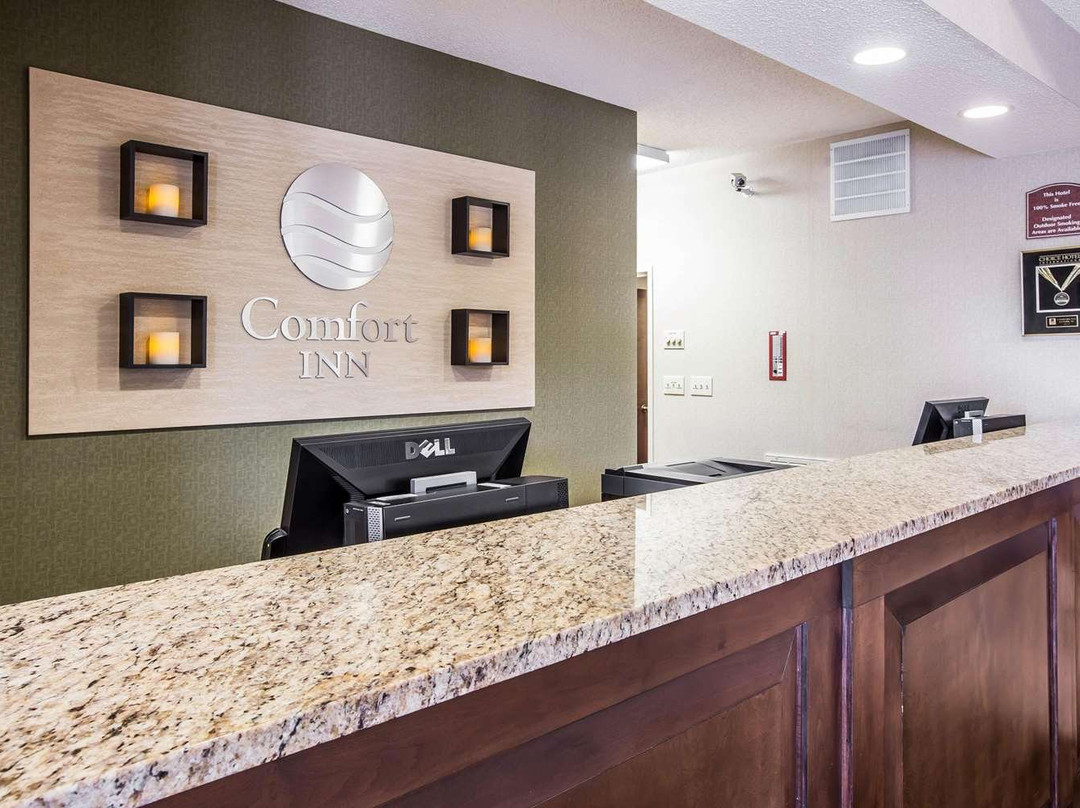 Comfort Inn & Suites Lenoir Hwy 321 Northern Foothills主图