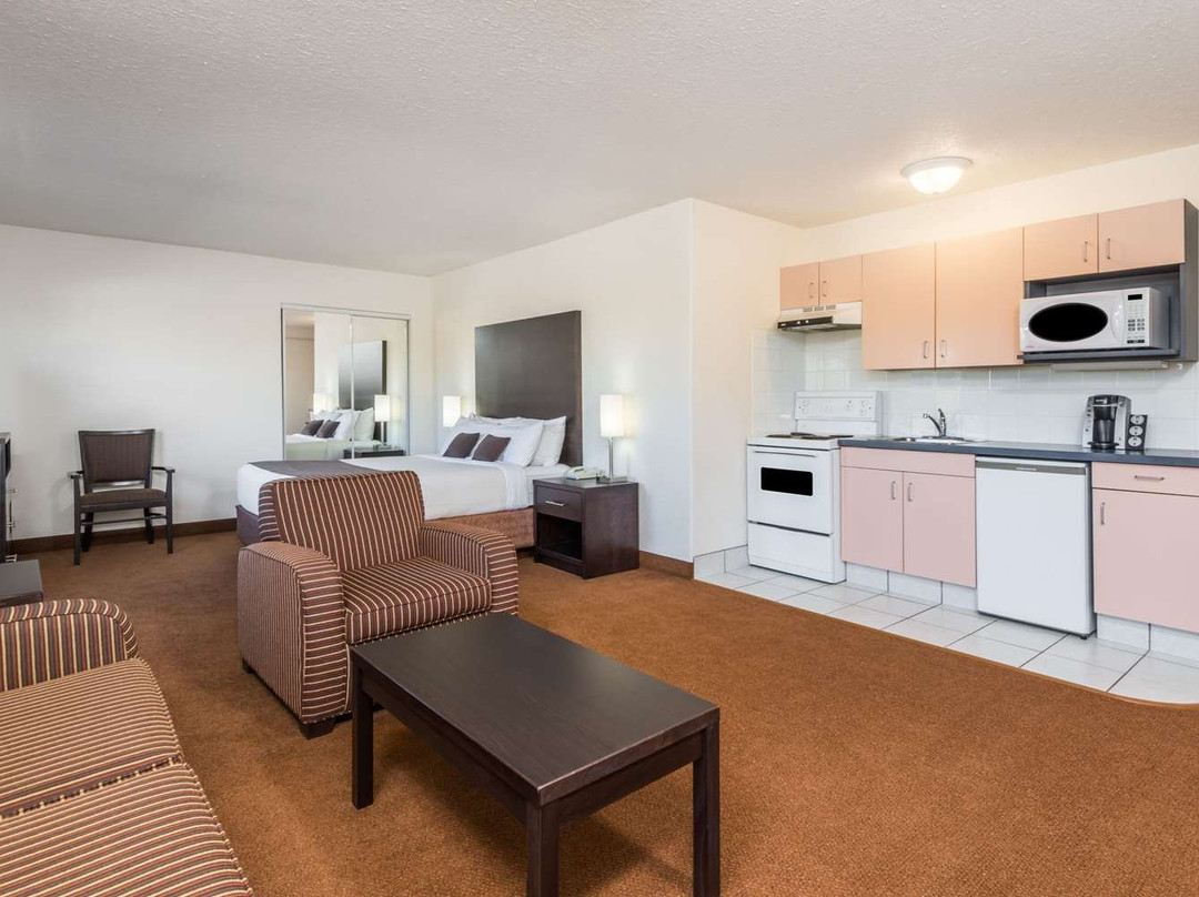 Super 8 by Wyndham Vermilion AB主图