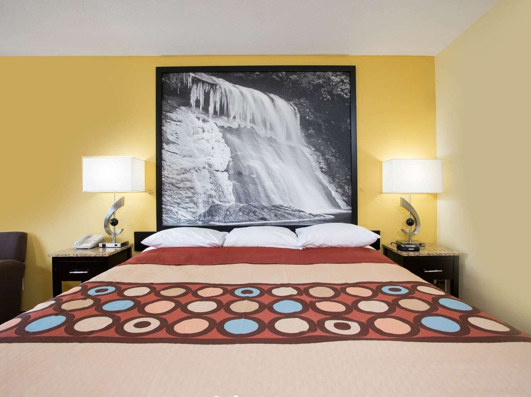 Super 8 by Wyndham Garner / Clayton / Raleigh主图