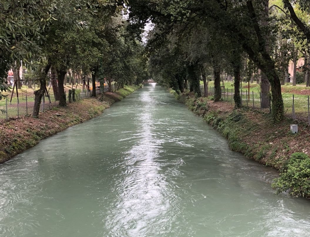 Canale Albani-法诺必去景点