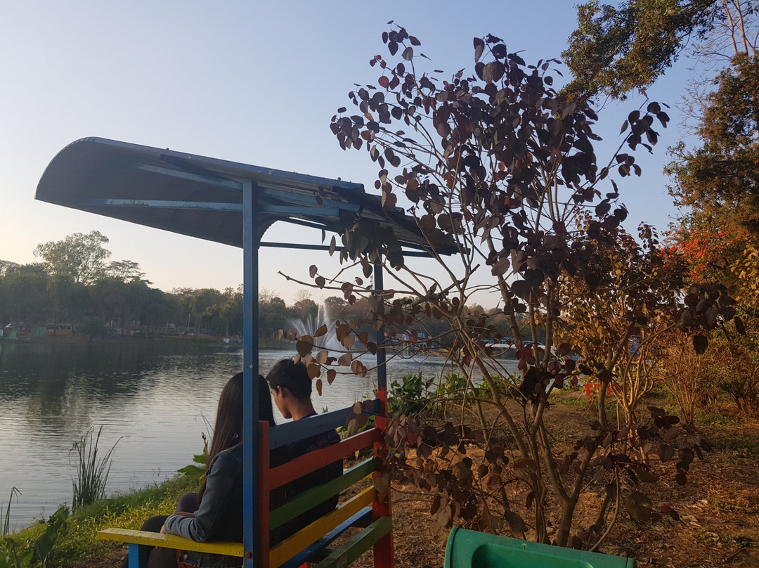 Naung Yar Lake景点图片