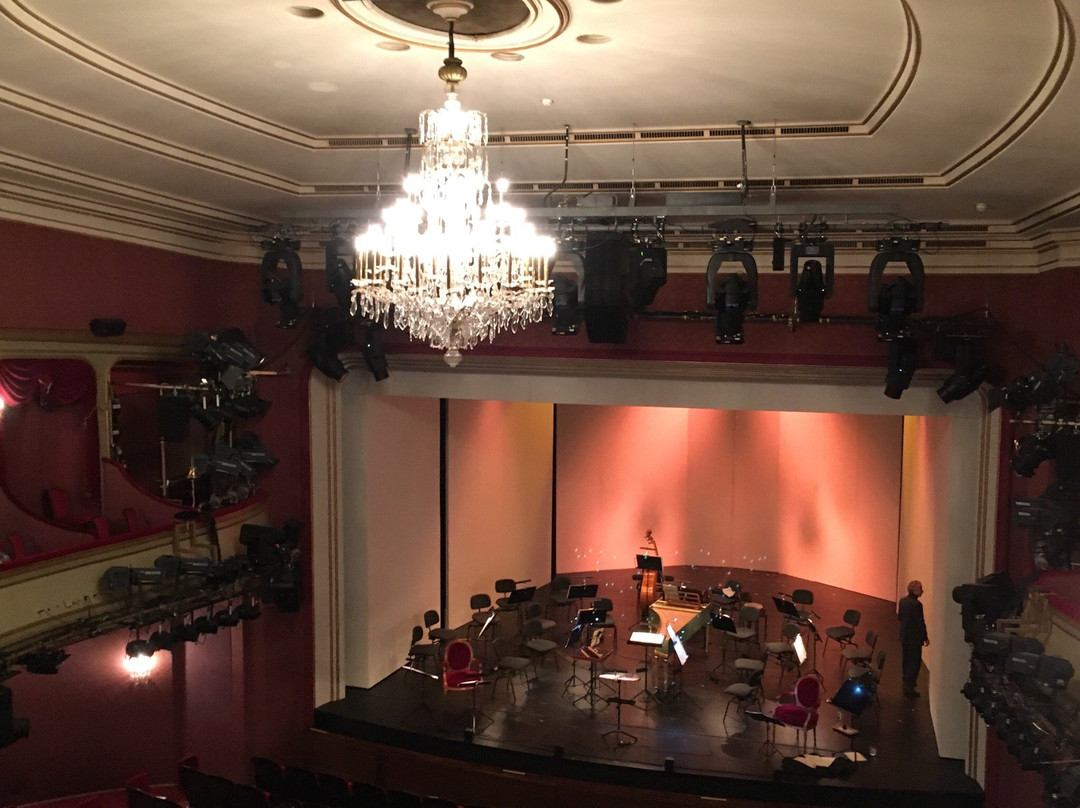 Schauspielhaus Pfauen-苏黎世必去景点