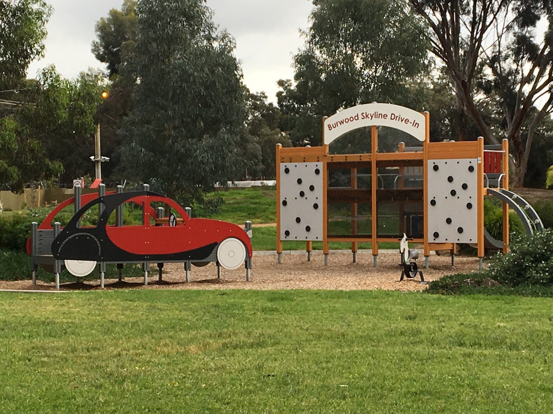 Burwood Skyline Drive In Playground景点图片