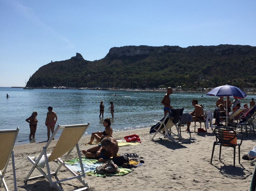 Beach Services Sa Sesta Poetto CA-卡利亚里省必去景点