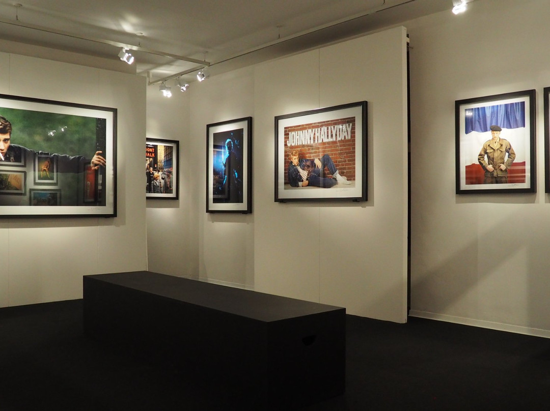 Galerie Jean-Marie Périer-Villeneuve d'Aveyron必去景点