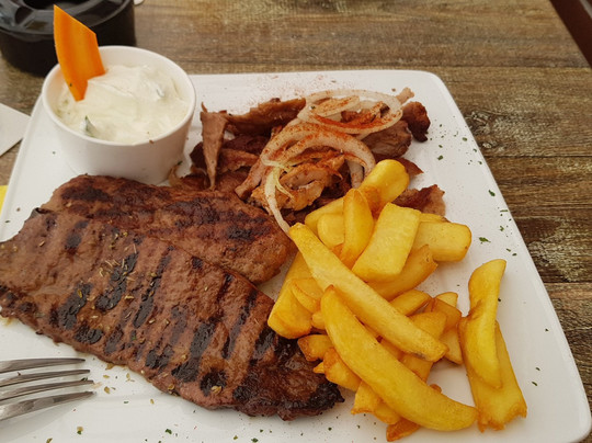 Boenningstedt餐馆和美食-Landhaus Schadendorf